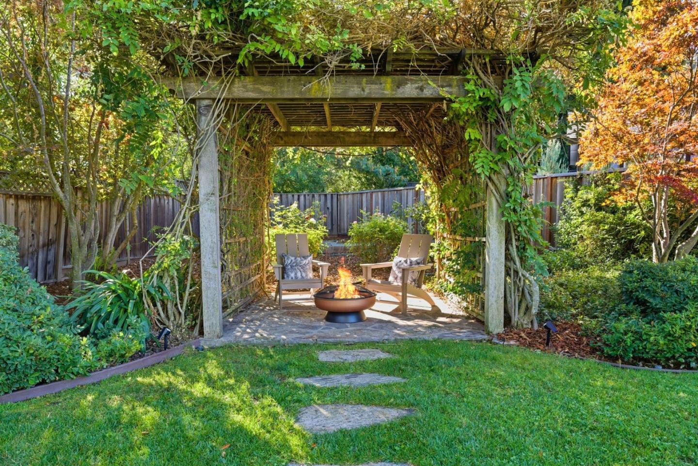 Detail Gallery Image 42 of 72 For 108 Ayala Ct, Los Gatos,  CA 95032 - 3 Beds | 2/1 Baths