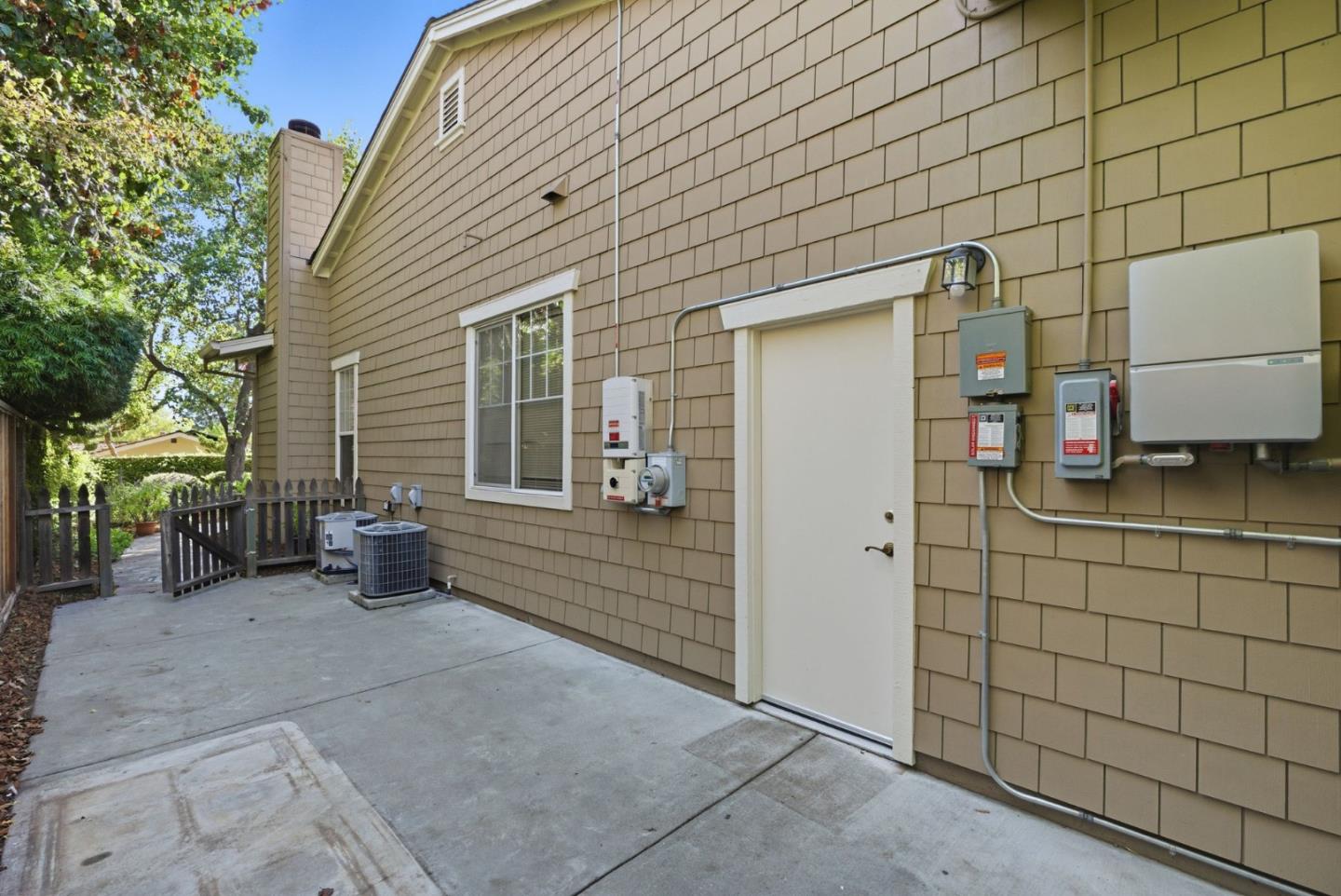 Detail Gallery Image 52 of 72 For 108 Ayala Ct, Los Gatos,  CA 95032 - 3 Beds | 2/1 Baths