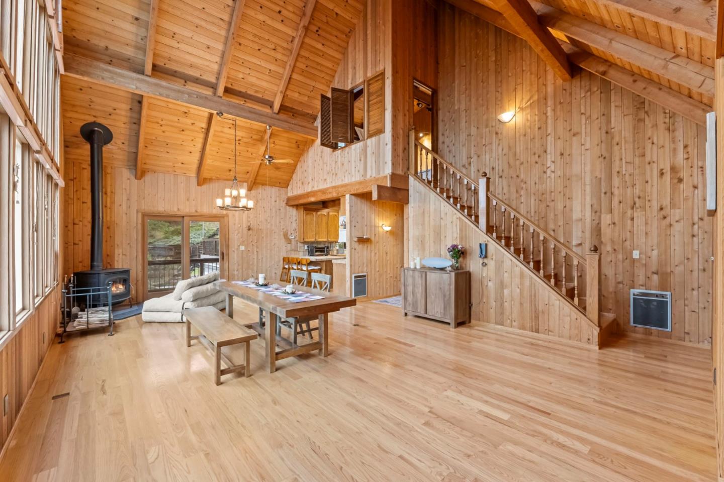 Detail Gallery Image 18 of 41 For 12351 Indian Rock Way, Los Gatos,  CA 95033 - 3 Beds | 2/1 Baths