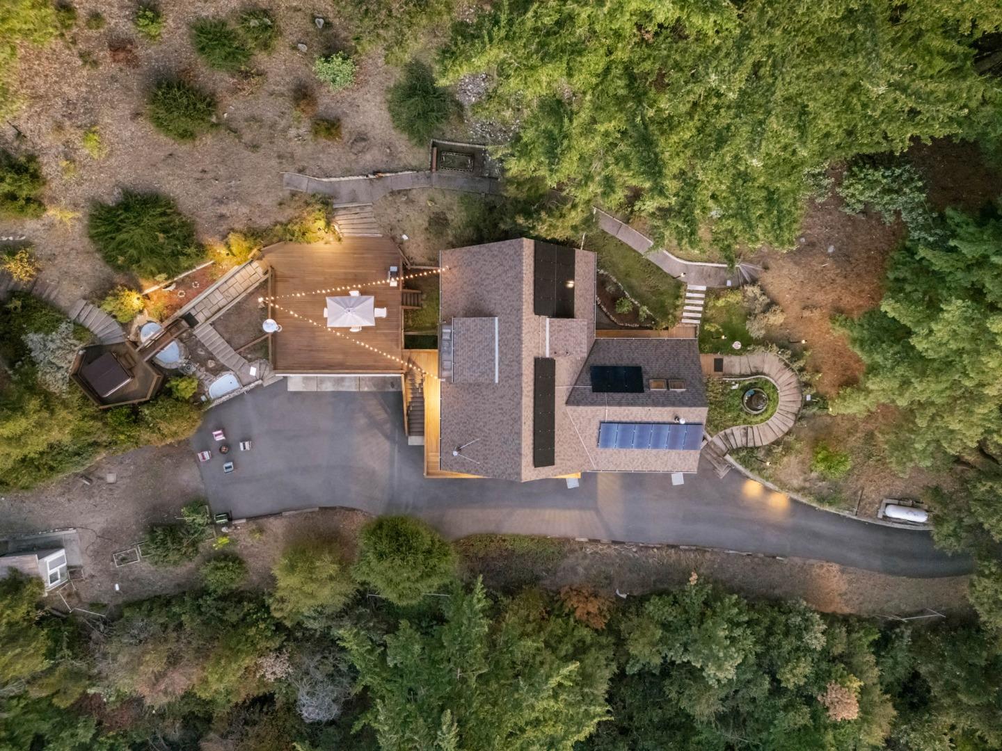 Detail Gallery Image 6 of 41 For 12351 Indian Rock Way, Los Gatos,  CA 95033 - 3 Beds | 2/1 Baths