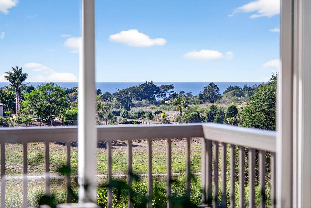 Detail Gallery Image 16 of 49 For 29 Crest Ln, La Selva Beach,  CA 95076 - 3 Beds | 2/1 Baths