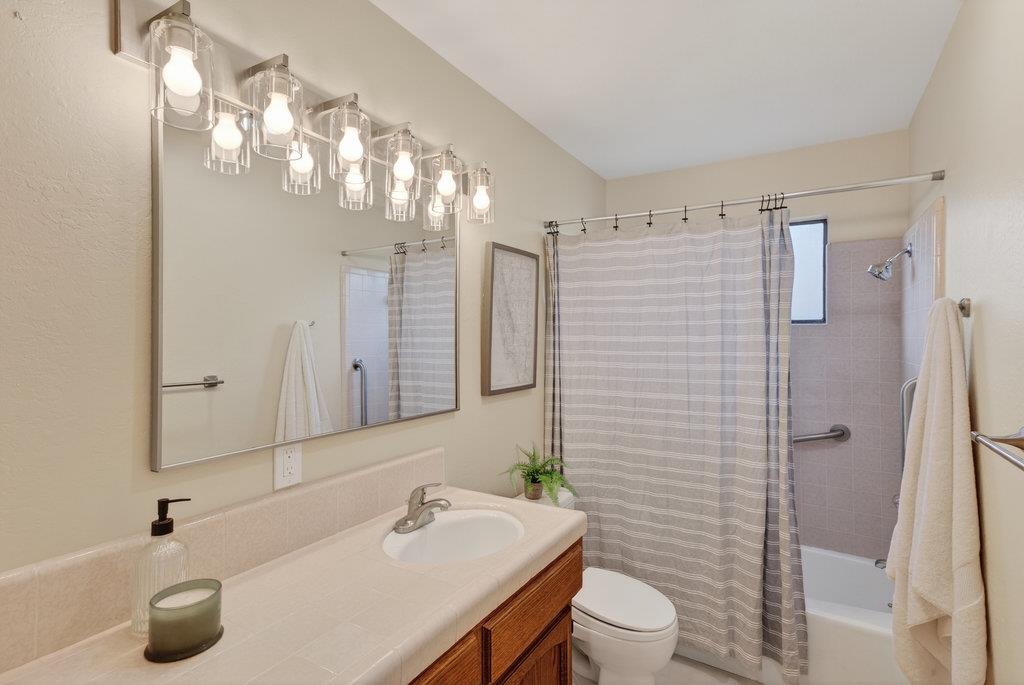 Detail Gallery Image 35 of 49 For 29 Crest Ln, La Selva Beach,  CA 95076 - 3 Beds | 2/1 Baths
