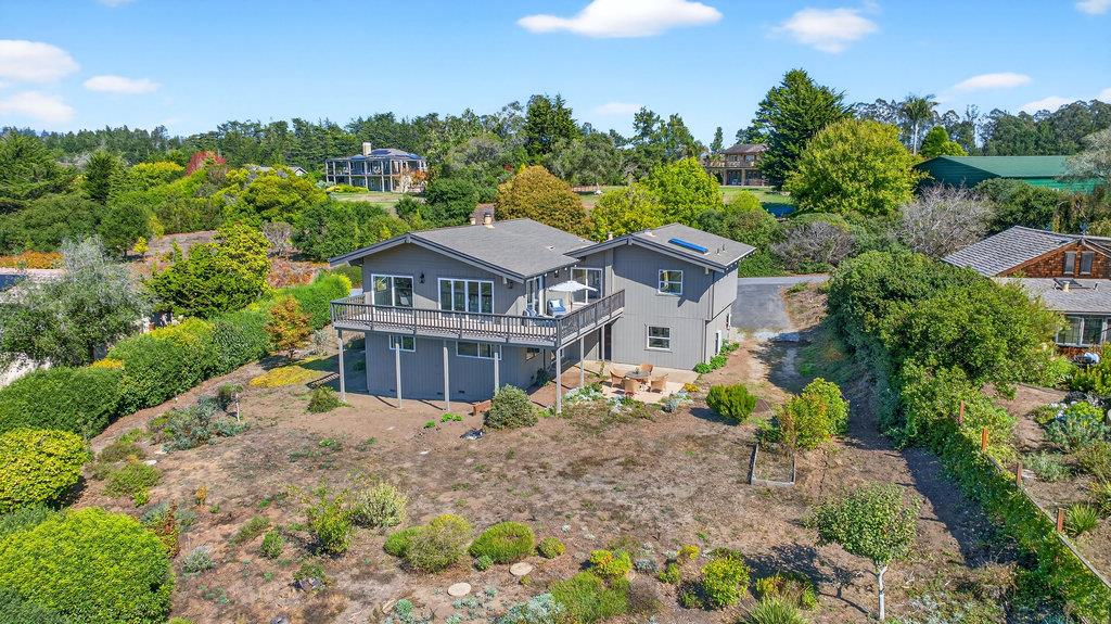 Detail Gallery Image 4 of 49 For 29 Crest Ln, La Selva Beach,  CA 95076 - 3 Beds | 2/1 Baths