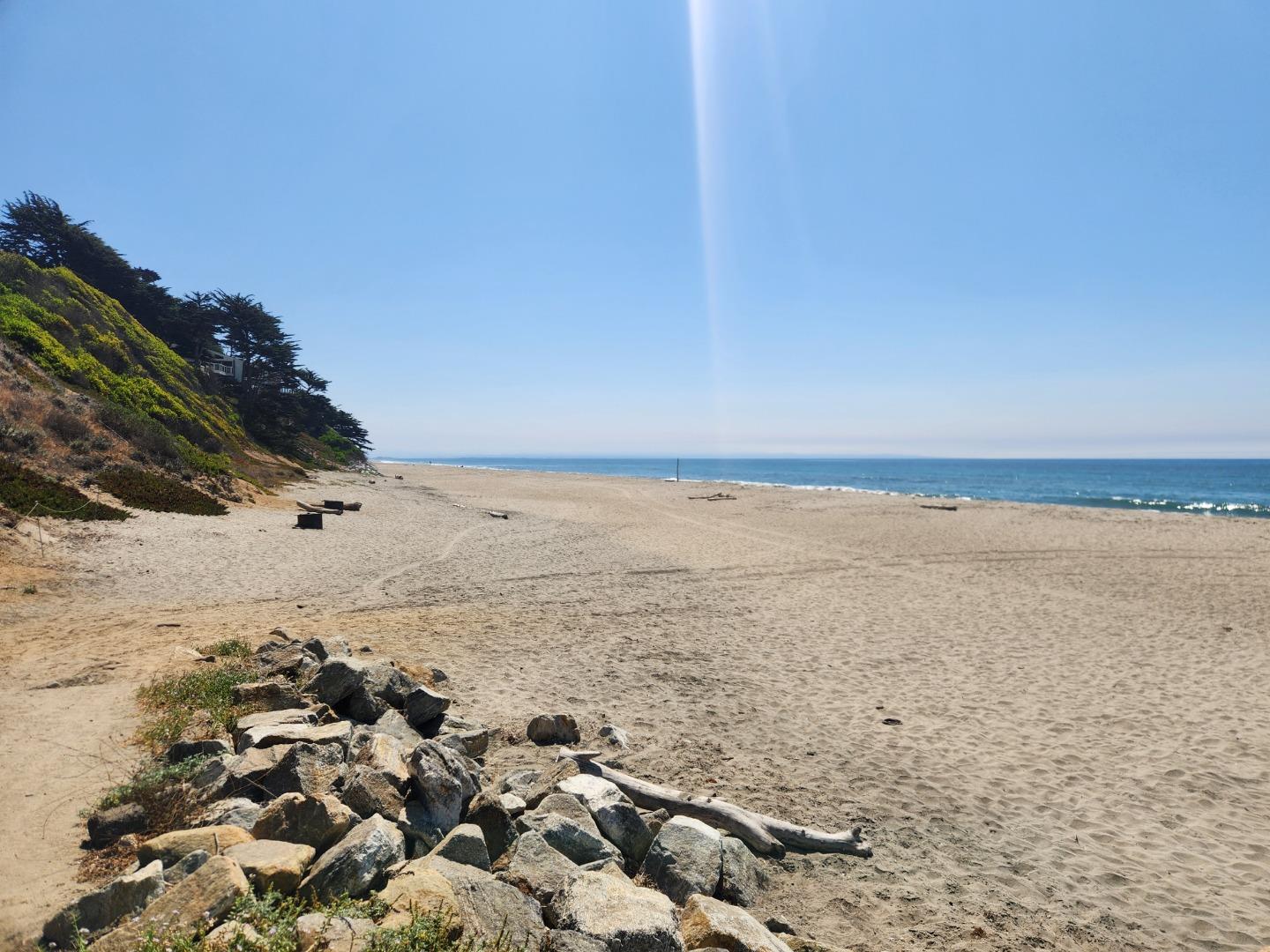 Detail Gallery Image 45 of 49 For 29 Crest Ln, La Selva Beach,  CA 95076 - 3 Beds | 2/1 Baths