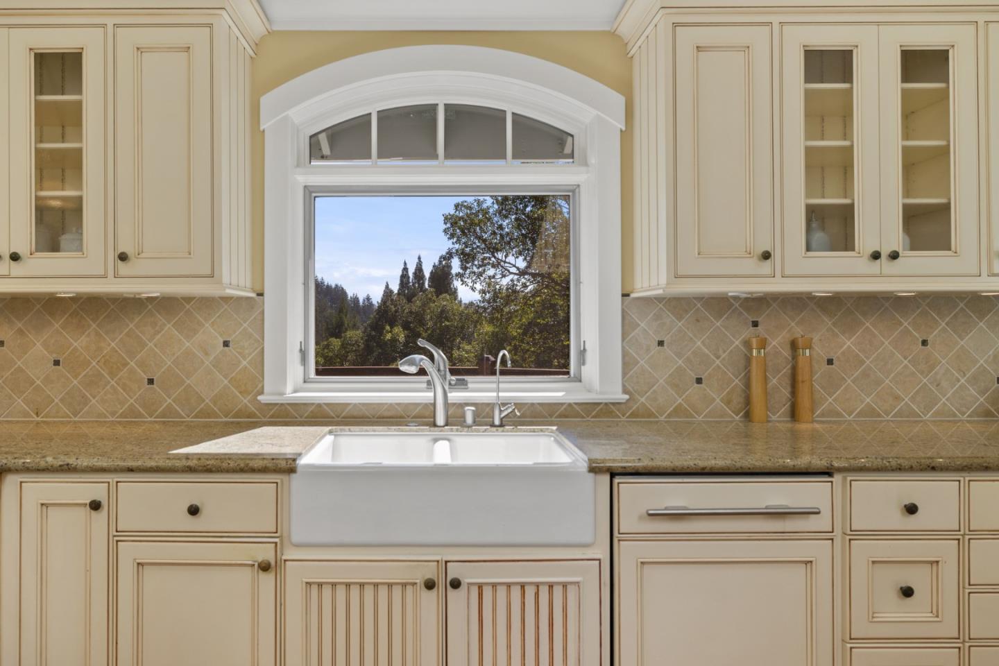 Detail Gallery Image 11 of 63 For 15105 Old Japanese Rd, Los Gatos,  CA 95033 - 3 Beds | 3 Baths