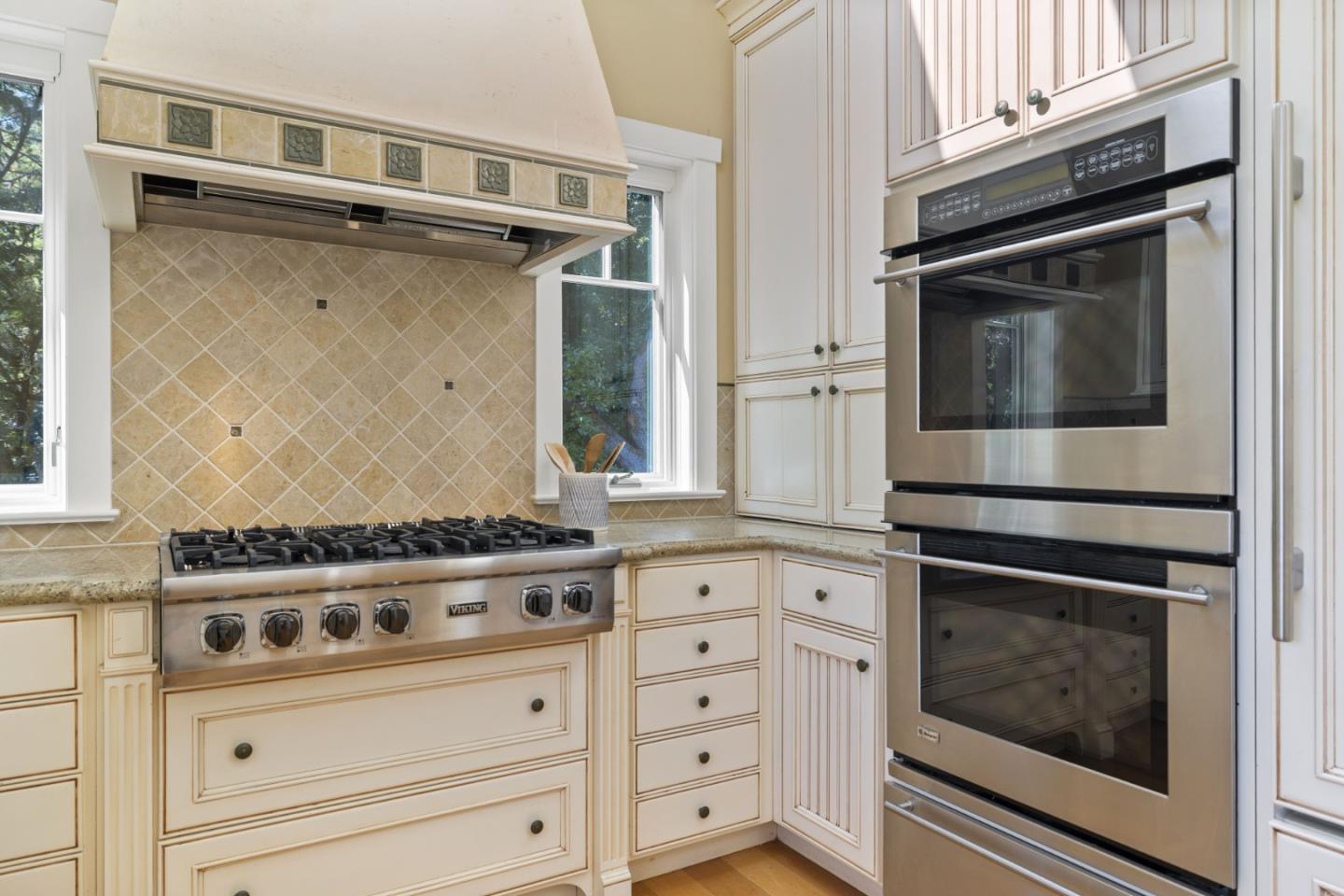 Detail Gallery Image 12 of 63 For 15105 Old Japanese Rd, Los Gatos,  CA 95033 - 3 Beds | 3 Baths