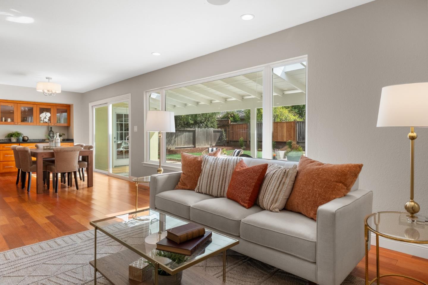 Detail Gallery Image 10 of 62 For 1098 Muir Way, Los Altos,  CA 94024 - 4 Beds | 3 Baths