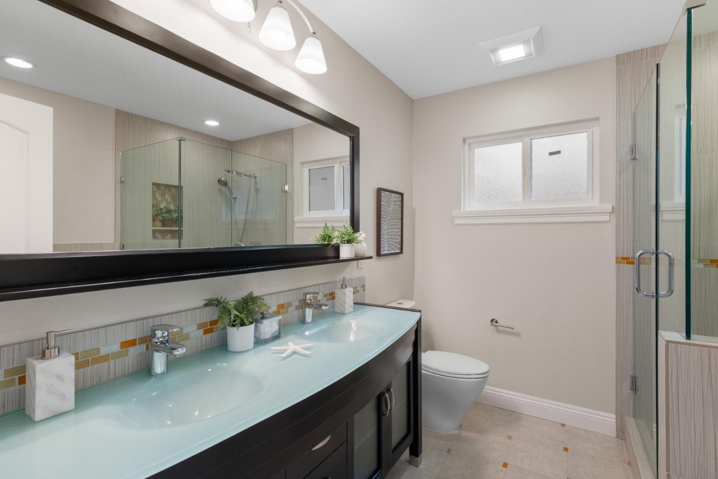 Detail Gallery Image 33 of 62 For 1098 Muir Way, Los Altos,  CA 94024 - 4 Beds | 3 Baths