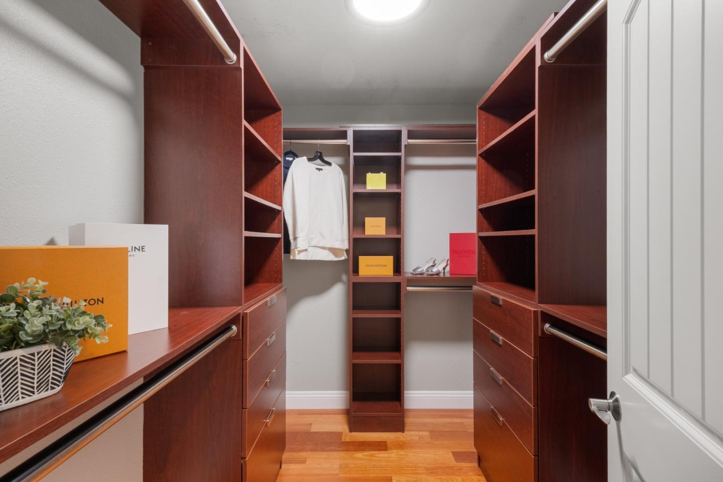 Detail Gallery Image 40 of 62 For 1098 Muir Way, Los Altos,  CA 94024 - 4 Beds | 3 Baths