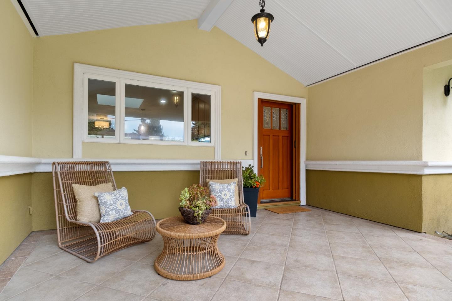 Detail Gallery Image 5 of 62 For 1098 Muir Way, Los Altos,  CA 94024 - 4 Beds | 3 Baths