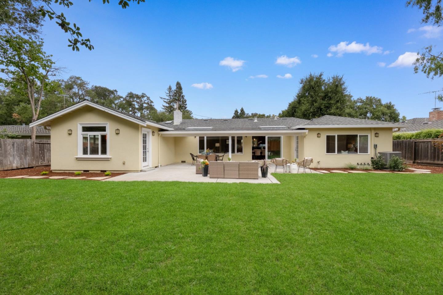 Detail Gallery Image 51 of 62 For 1098 Muir Way, Los Altos,  CA 94024 - 4 Beds | 3 Baths