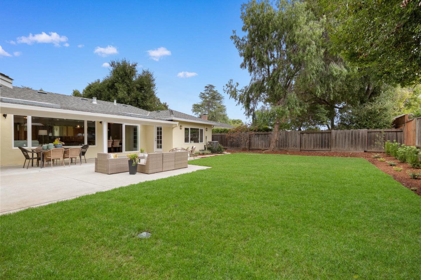 Detail Gallery Image 52 of 62 For 1098 Muir Way, Los Altos,  CA 94024 - 4 Beds | 3 Baths