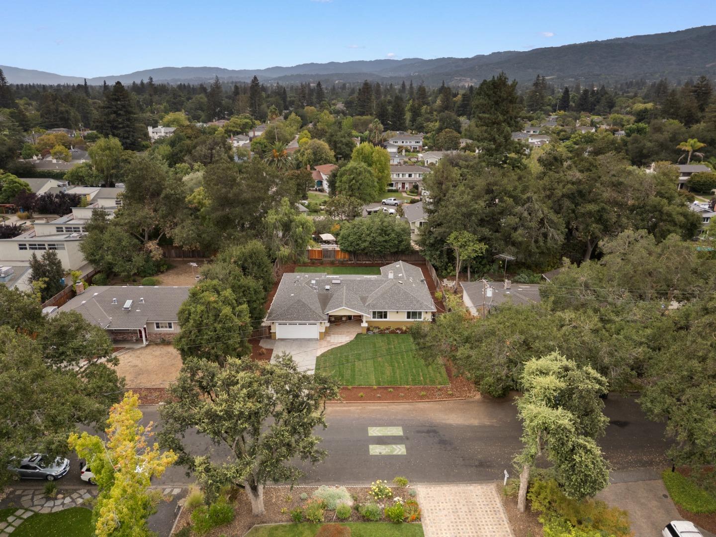 Detail Gallery Image 56 of 62 For 1098 Muir Way, Los Altos,  CA 94024 - 4 Beds | 3 Baths