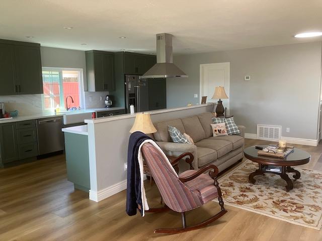 Detail Gallery Image 6 of 16 For 624 Delta Way, Watsonville,  CA 95076 - 2 Beds | 2 Baths