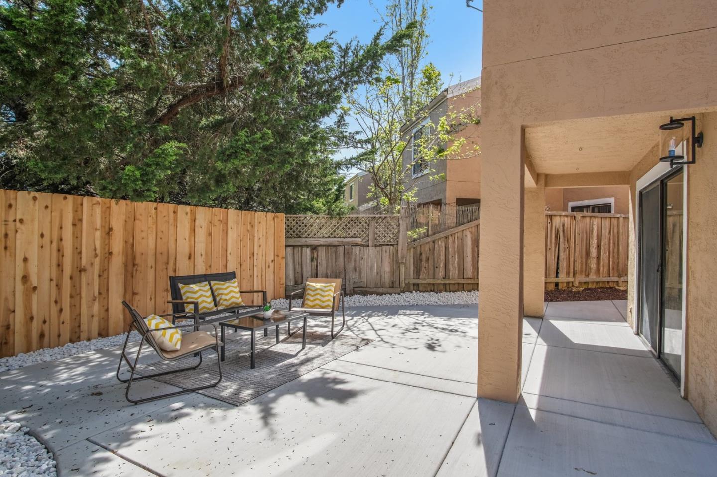 Detail Gallery Image 34 of 53 For 2743 Gamble Ct, Hayward,  CA 94542 - 3 Beds | 2/1 Baths