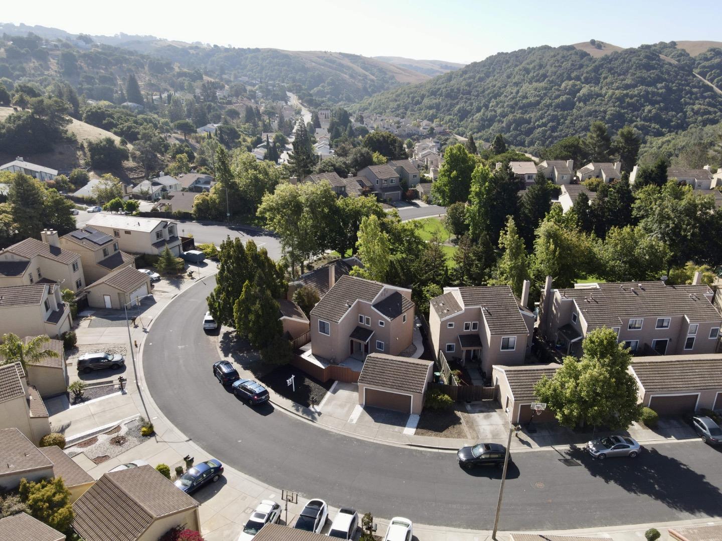 Detail Gallery Image 42 of 53 For 2743 Gamble Ct, Hayward,  CA 94542 - 3 Beds | 2/1 Baths