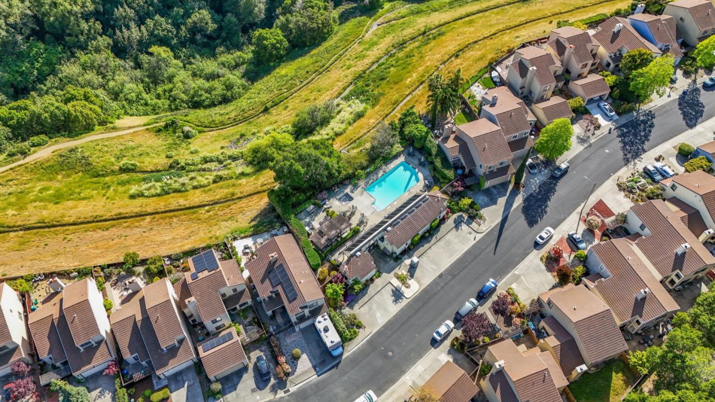 Detail Gallery Image 51 of 53 For 2743 Gamble Ct, Hayward,  CA 94542 - 3 Beds | 2/1 Baths