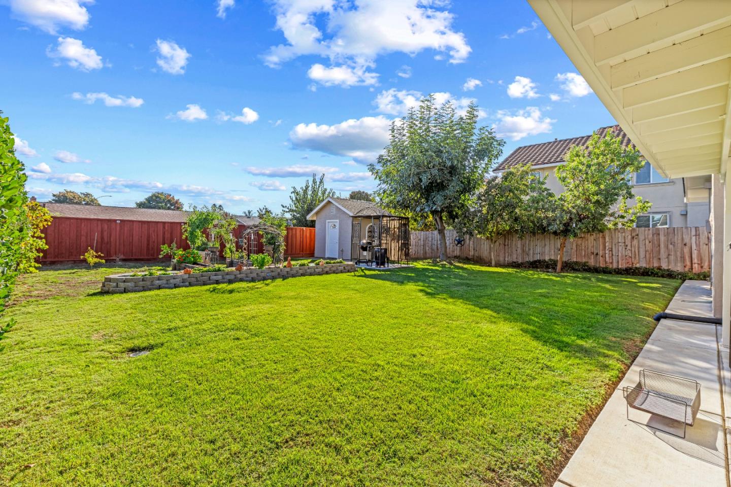 Detail Gallery Image 6 of 44 For 4136 Senter Rd, San Jose,  CA 95111 - 3 Beds | 2 Baths