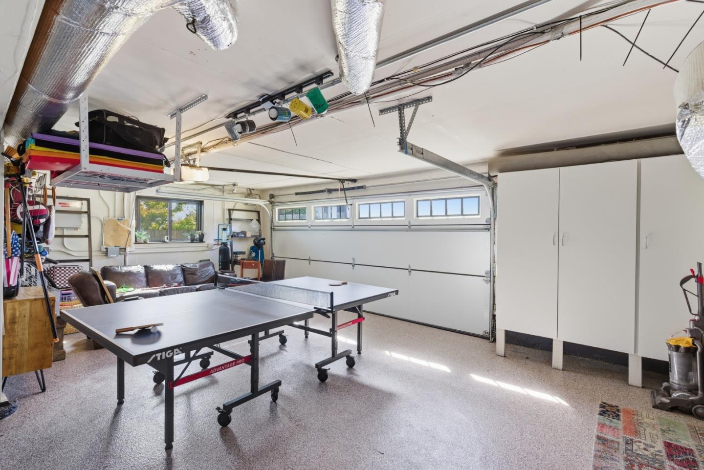 Detail Gallery Image 24 of 25 For 901 Crestview Dr, San Carlos,  CA 94070 - 4 Beds | 3 Baths