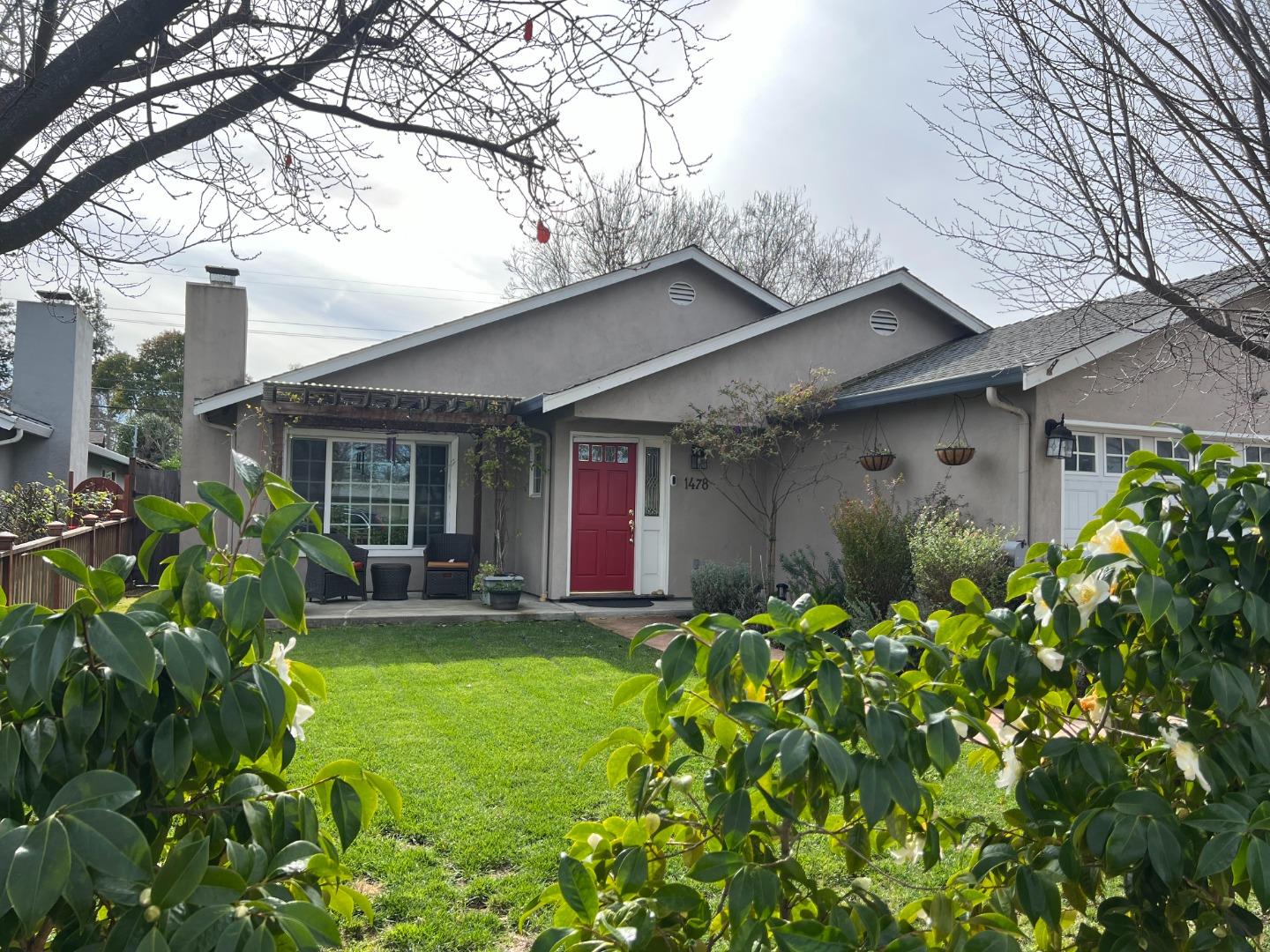 Detail Gallery Image 25 of 25 For 901 Crestview Dr, San Carlos,  CA 94070 - 4 Beds | 3 Baths