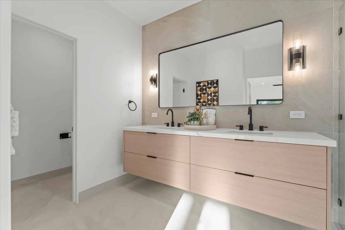 Detail Gallery Image 20 of 48 For 2213 Hicks Ave, San Jose,  CA 95125 - 4 Beds | 4/1 Baths