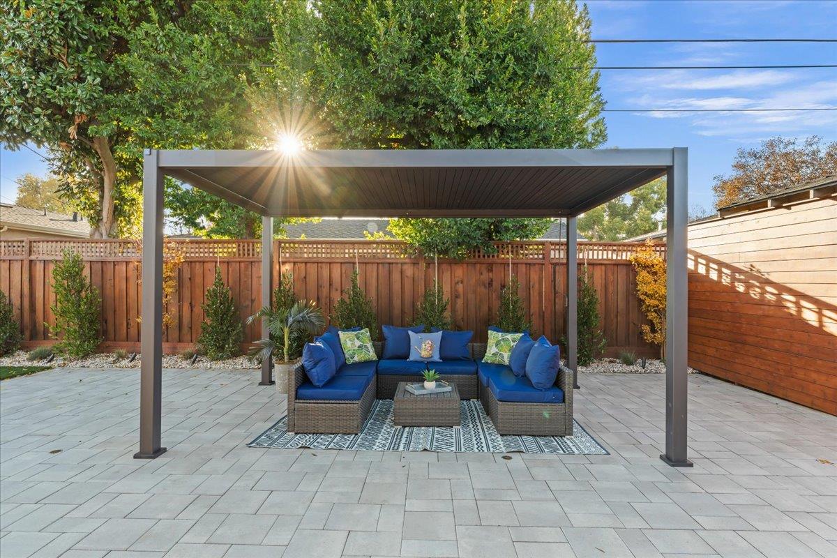 Detail Gallery Image 40 of 48 For 2213 Hicks Ave, San Jose,  CA 95125 - 4 Beds | 4/1 Baths