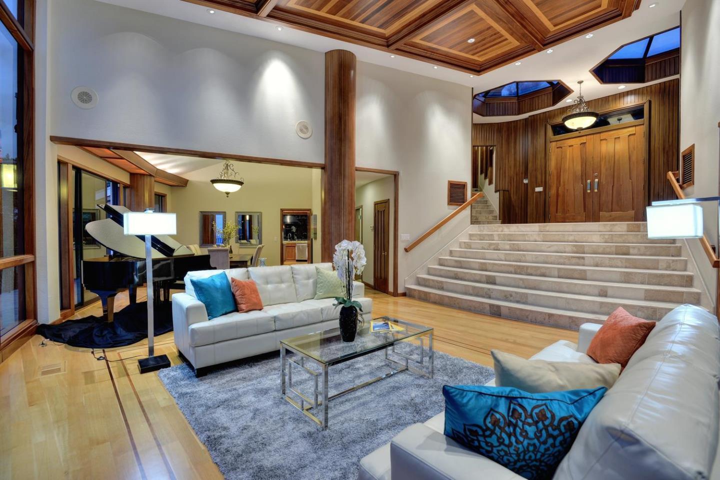 Detail Gallery Image 10 of 61 For 15345 Bohlman Rd, Saratoga,  CA 95070 - 5 Beds | 6/1 Baths