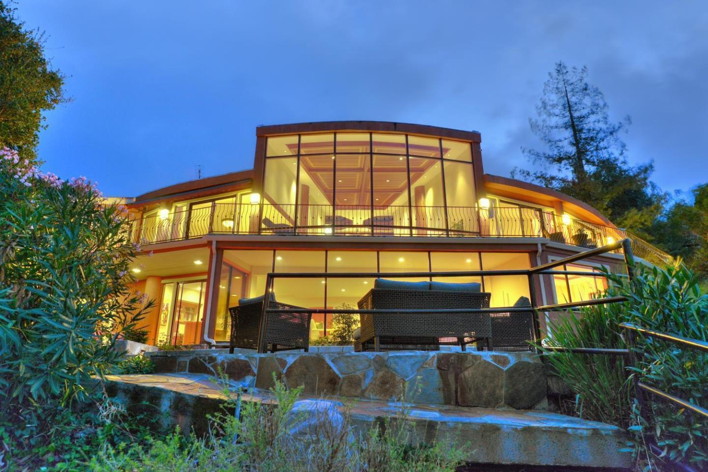 Detail Gallery Image 23 of 61 For 15345 Bohlman Rd, Saratoga,  CA 95070 - 5 Beds | 6/1 Baths