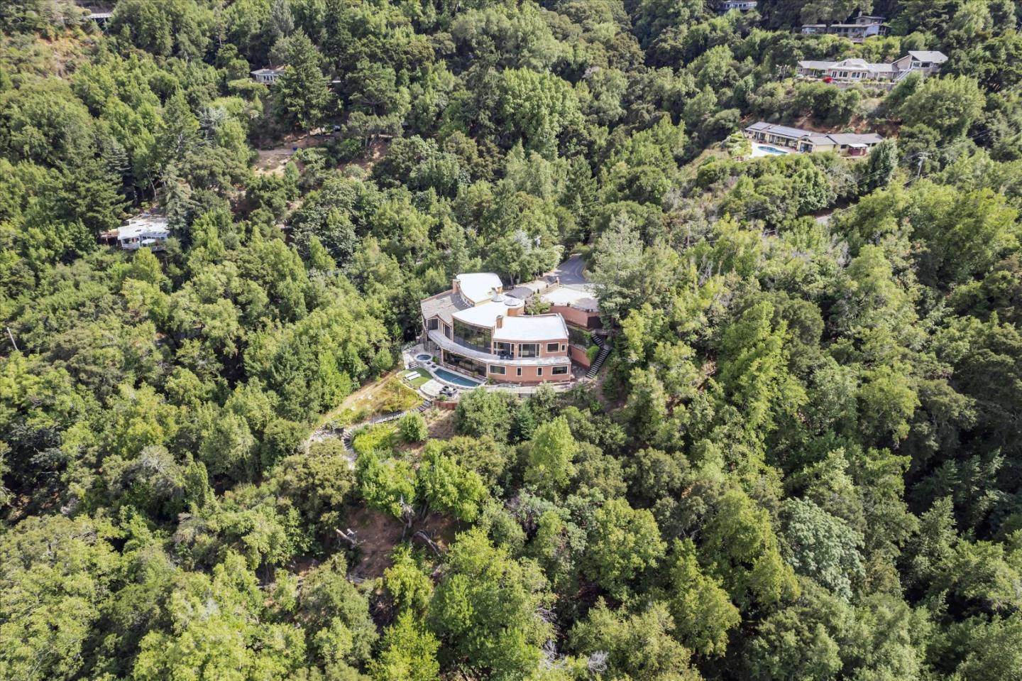 Detail Gallery Image 52 of 61 For 15345 Bohlman Rd, Saratoga,  CA 95070 - 5 Beds | 6/1 Baths