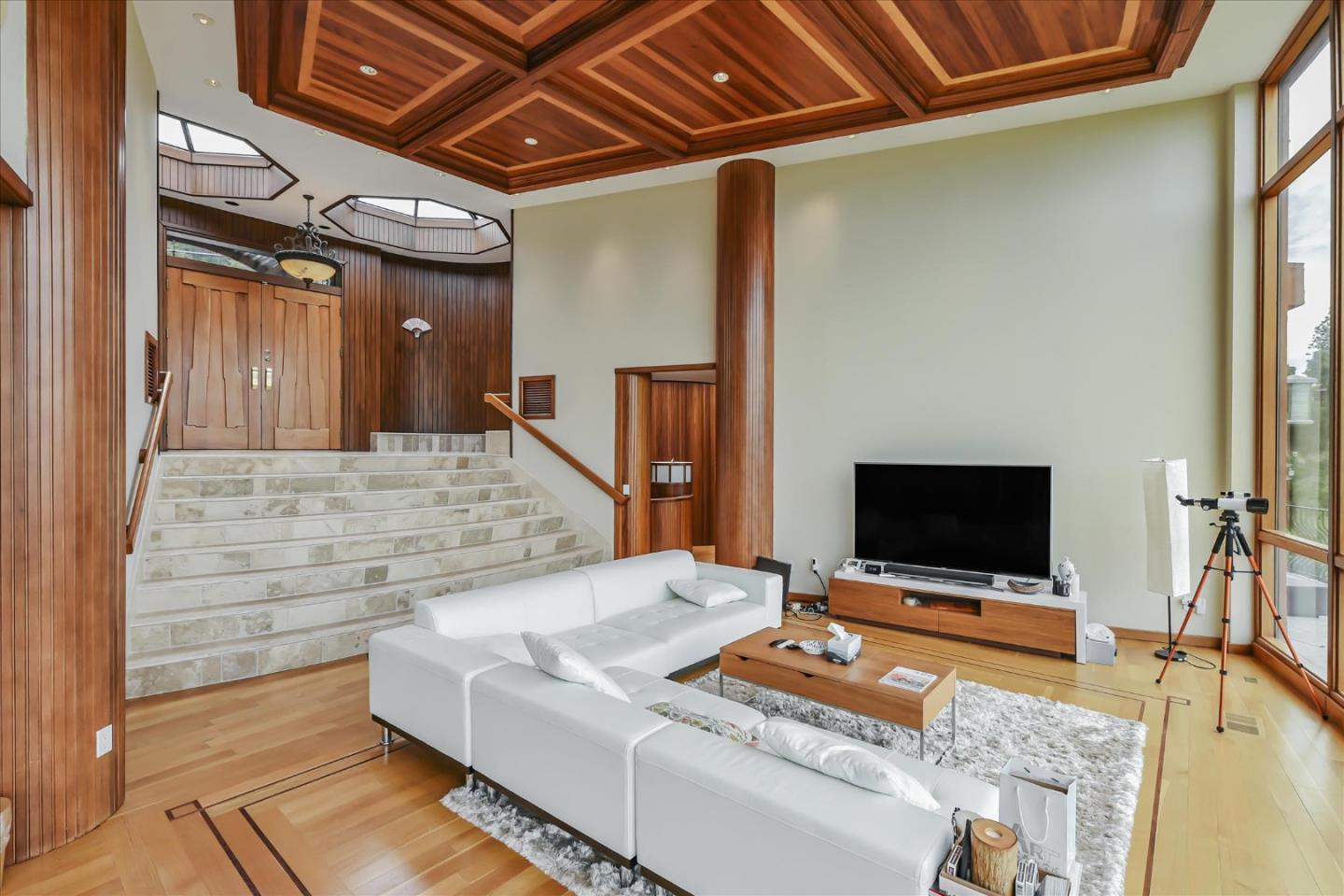 Detail Gallery Image 9 of 61 For 15345 Bohlman Rd, Saratoga,  CA 95070 - 5 Beds | 6/1 Baths