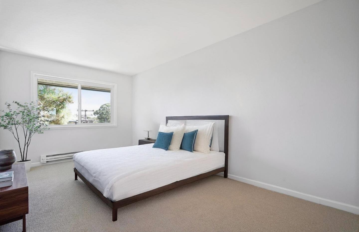 Detail Gallery Image 5 of 12 For 7150 Rainbow Dr #42,  San Jose,  CA 95129 - 2 Beds | 1/1 Baths