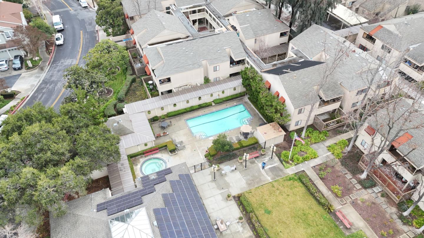 Detail Gallery Image 32 of 41 For 443 Alberto Way #B115,  Los Gatos,  CA 95032 - 2 Beds | 2 Baths