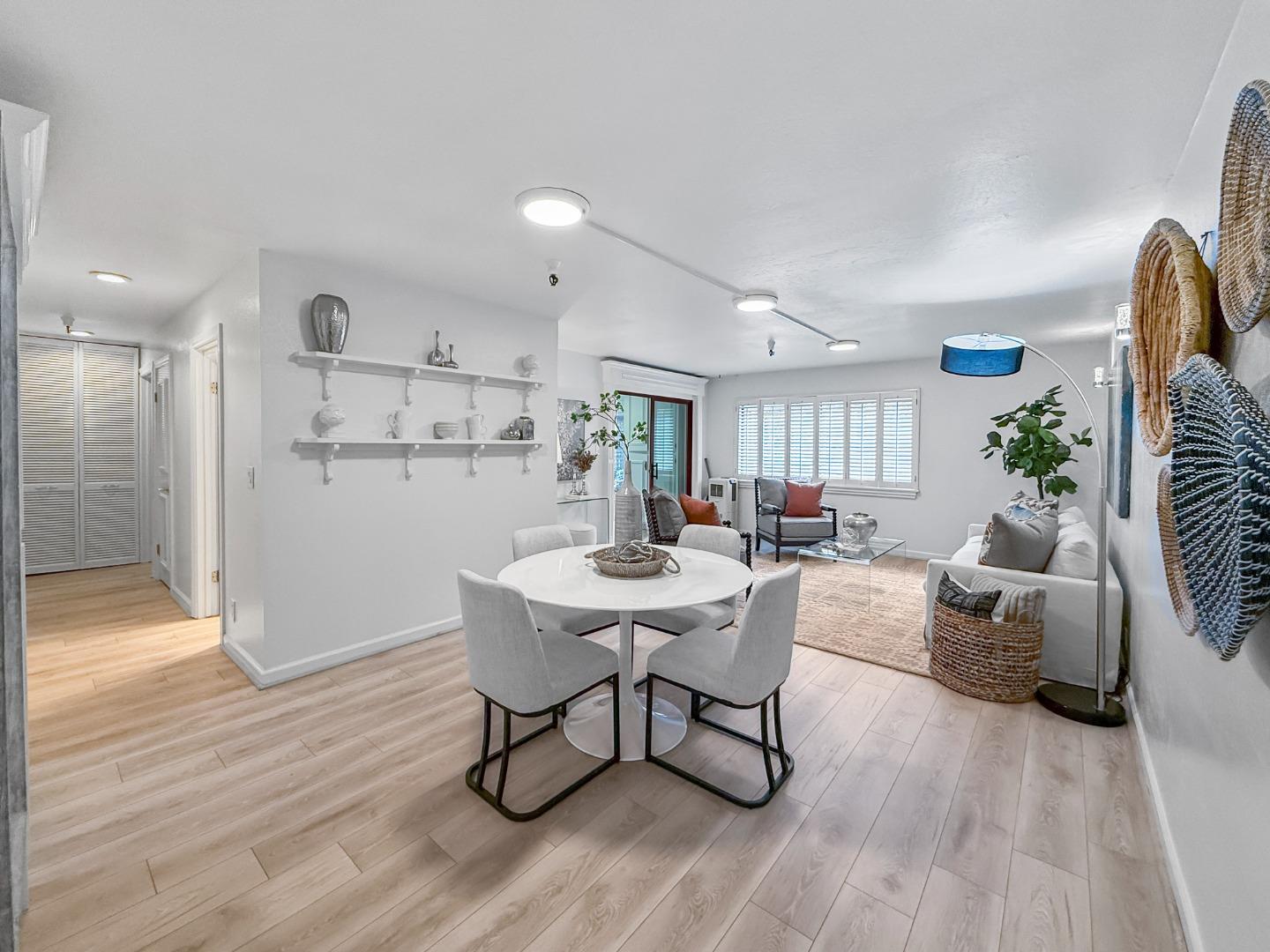 Detail Gallery Image 8 of 41 For 443 Alberto Way #B115,  Los Gatos,  CA 95032 - 2 Beds | 2 Baths