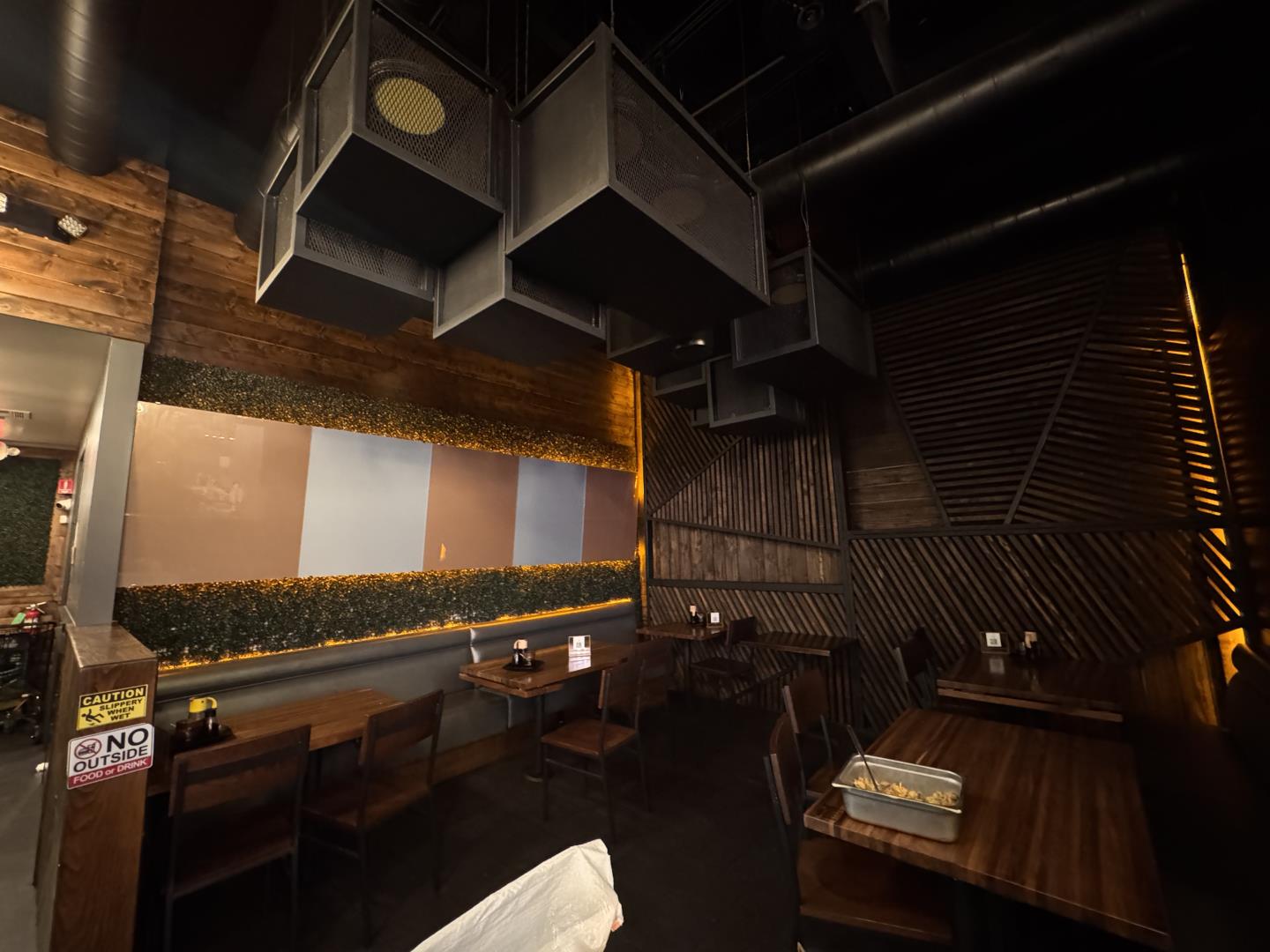 Detail Gallery Image 6 of 12 For 2693 Stoneridge Dr #103,  Pleasanton,  CA 94588 - – Beds | – Baths