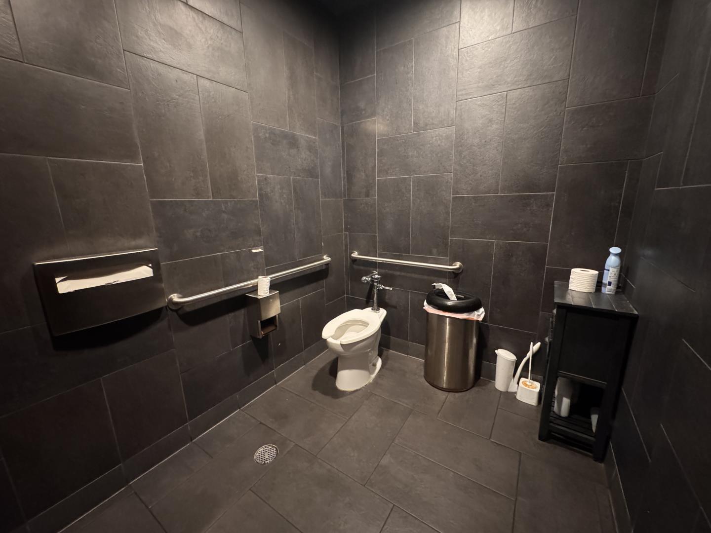 Detail Gallery Image 8 of 12 For 2693 Stoneridge Dr #103,  Pleasanton,  CA 94588 - – Beds | – Baths