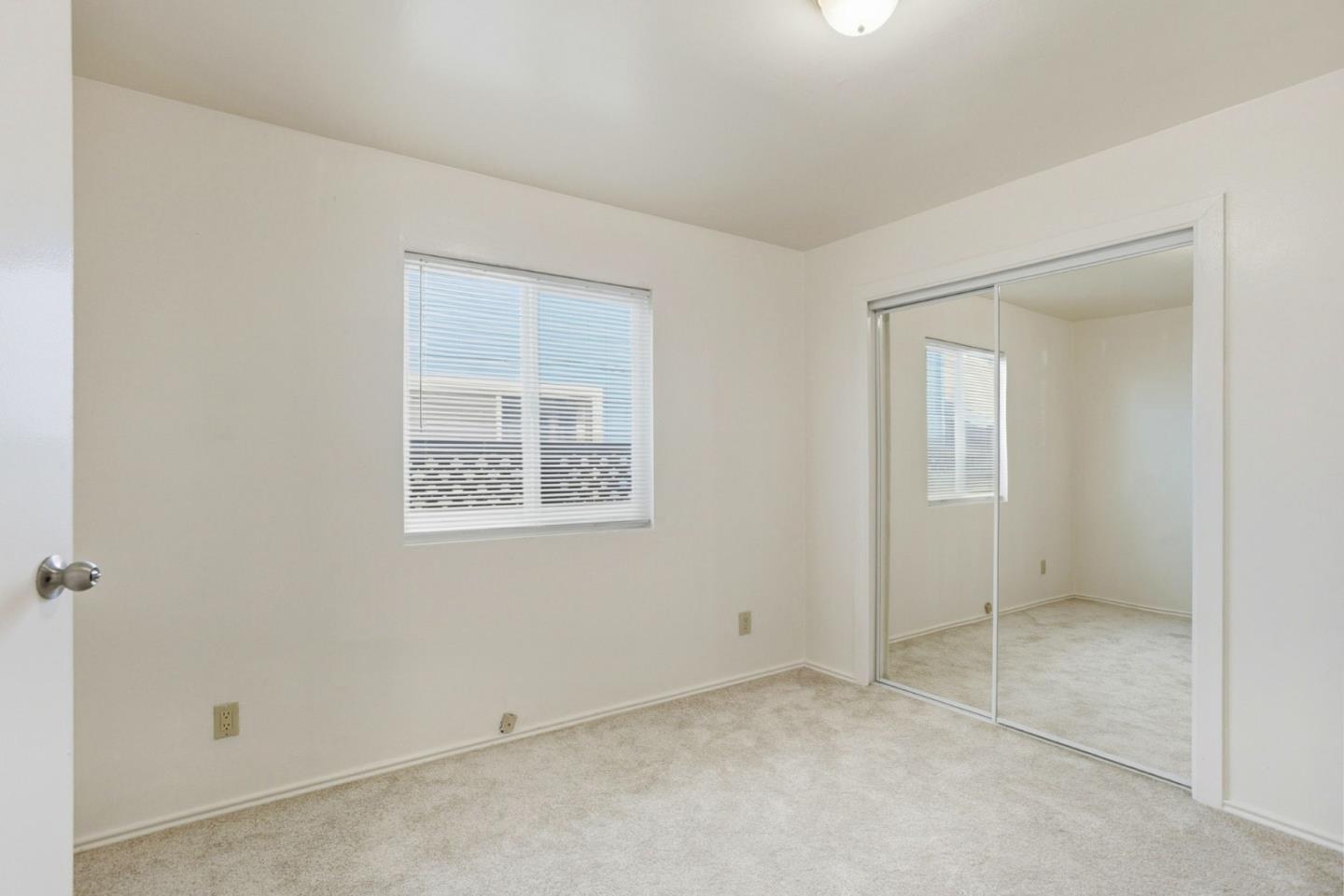 Detail Gallery Image 8 of 21 For 210 N Delaware St, San Mateo,  CA 94401 - 2 Beds | 2 Baths