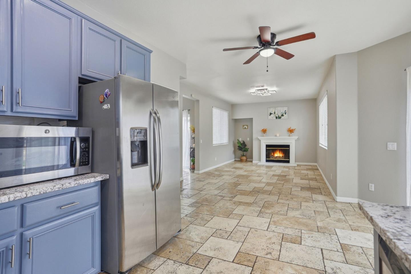 Detail Gallery Image 12 of 50 For 1800 W Graf Rd, Hollister,  CA 95023 - 4 Beds | 3 Baths