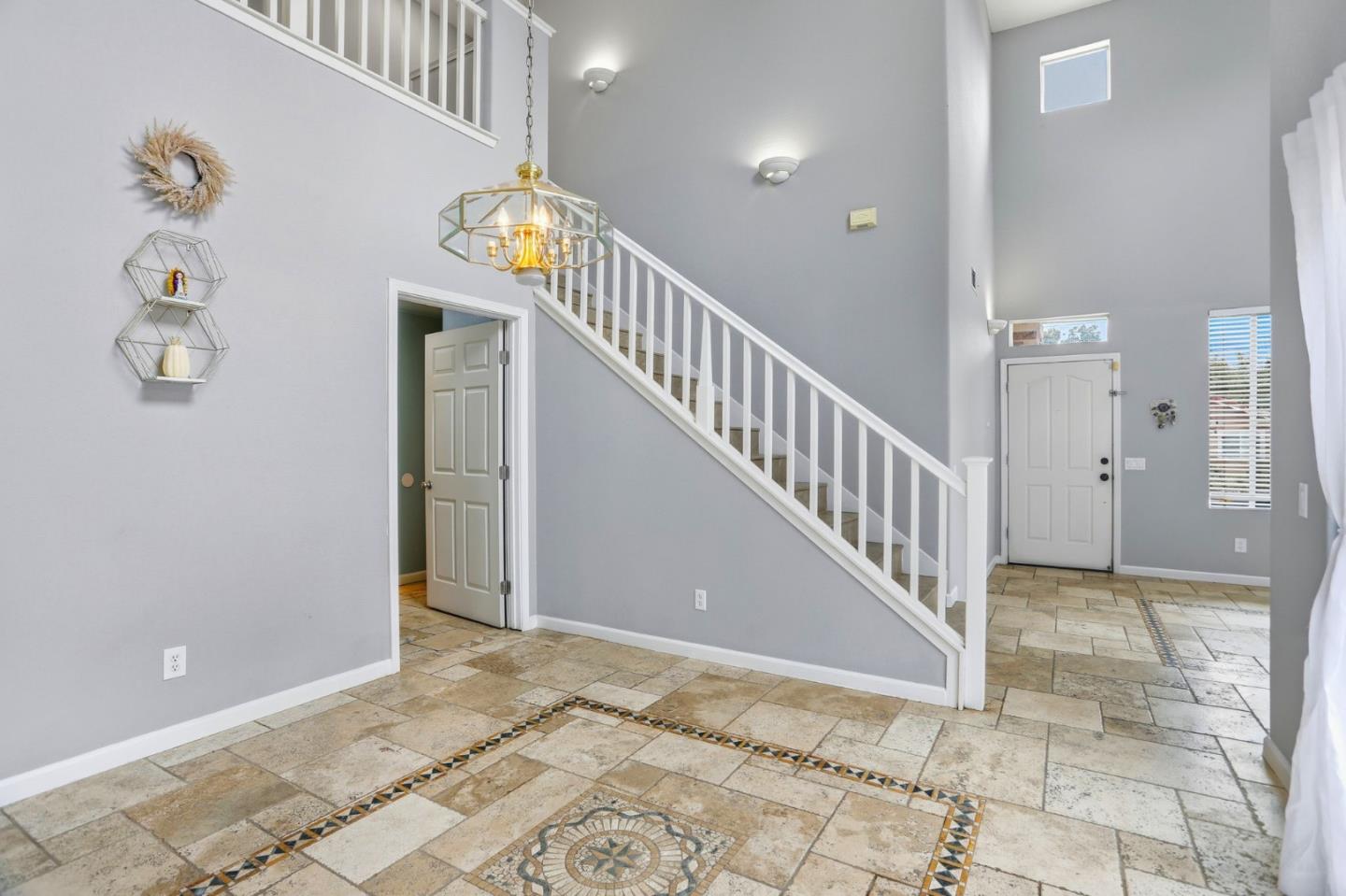 Detail Gallery Image 14 of 50 For 1800 W Graf Rd, Hollister,  CA 95023 - 4 Beds | 3 Baths