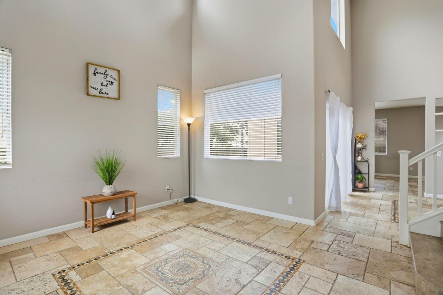 Detail Gallery Image 15 of 50 For 1800 W Graf Rd, Hollister,  CA 95023 - 4 Beds | 3 Baths