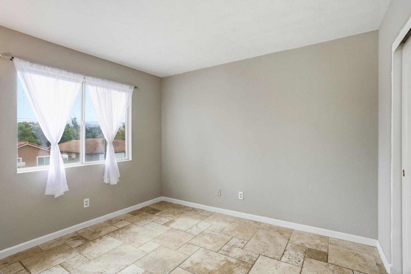 Detail Gallery Image 25 of 50 For 1800 W Graf Rd, Hollister,  CA 95023 - 4 Beds | 3 Baths