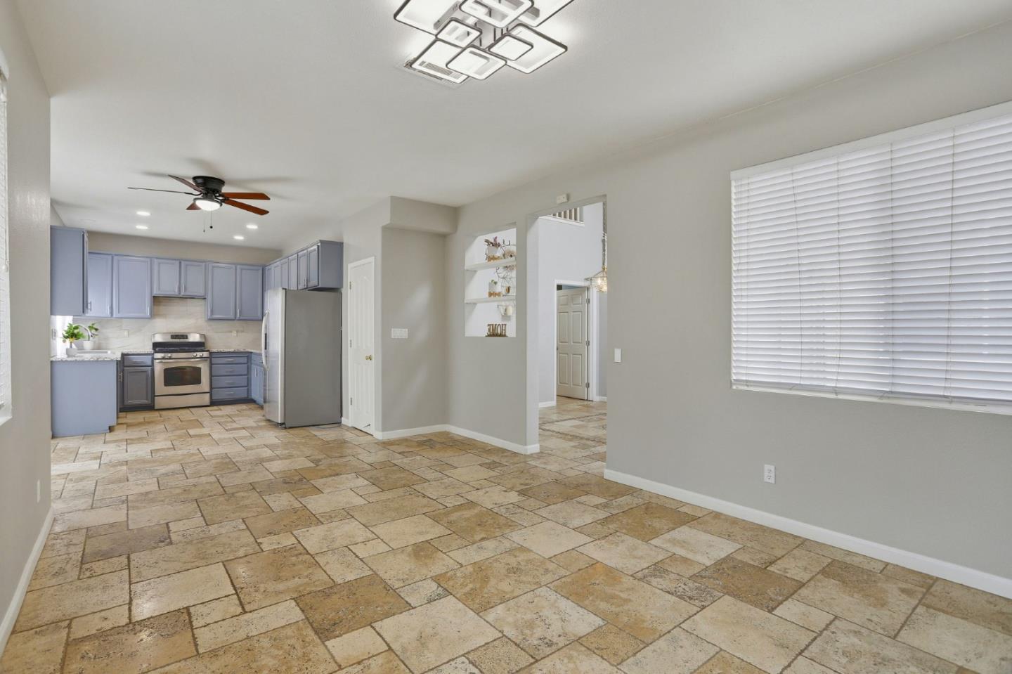 Detail Gallery Image 8 of 50 For 1800 W Graf Rd, Hollister,  CA 95023 - 4 Beds | 3 Baths