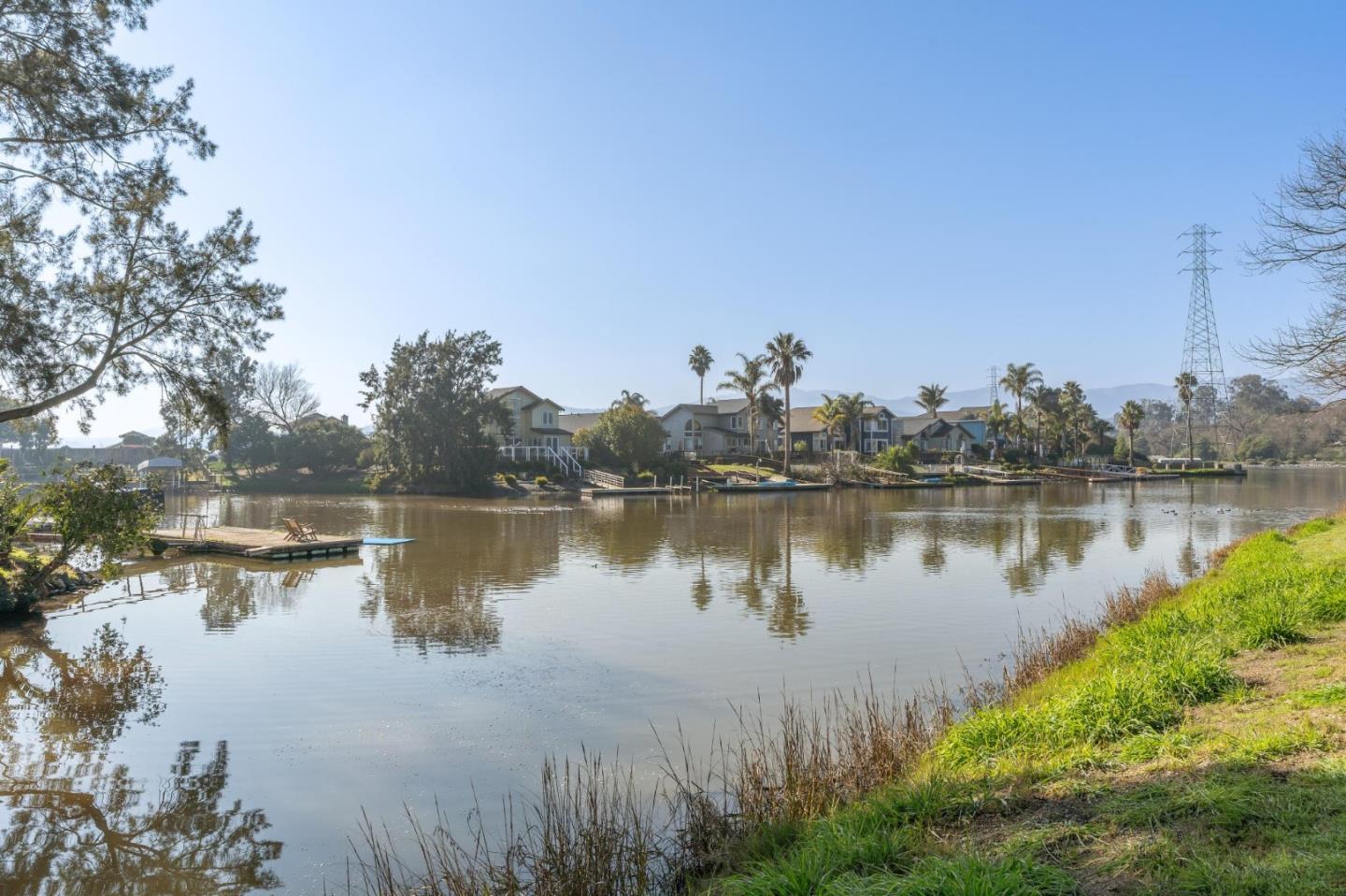 Detail Gallery Image 41 of 47 For 93 Caribe Isle, Novato,  CA 94949 - 3 Beds | 2/1 Baths