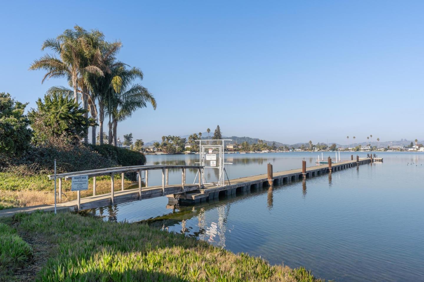 Detail Gallery Image 44 of 47 For 93 Caribe Isle, Novato,  CA 94949 - 3 Beds | 2/1 Baths