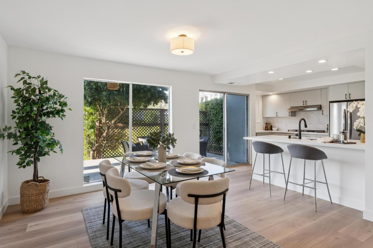 Detail Gallery Image 8 of 47 For 93 Caribe Isle, Novato,  CA 94949 - 3 Beds | 2/1 Baths