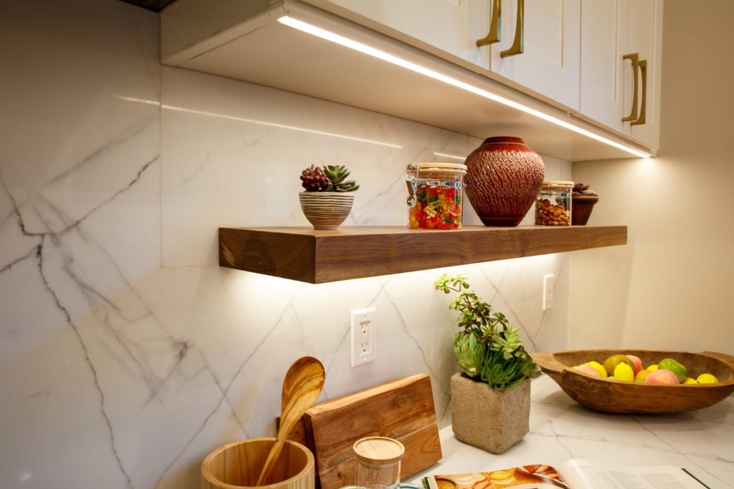 Detail Gallery Image 25 of 102 For 1013 Camino Pablo, San Jose,  CA 95125 - 6 Beds | 4/1 Baths