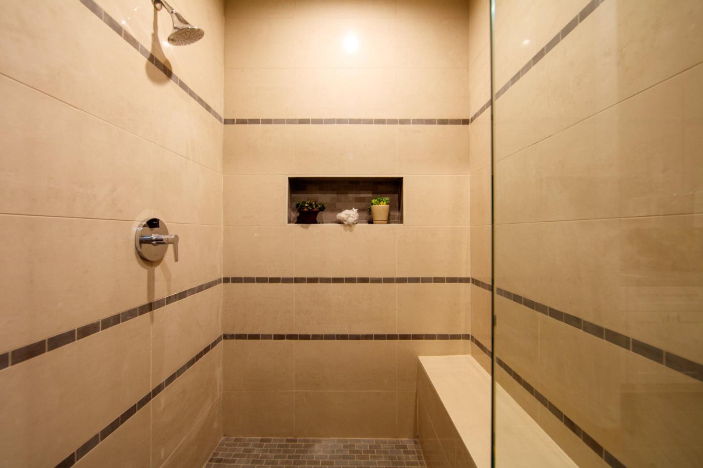 Detail Gallery Image 46 of 102 For 1013 Camino Pablo, San Jose,  CA 95125 - 6 Beds | 4/1 Baths