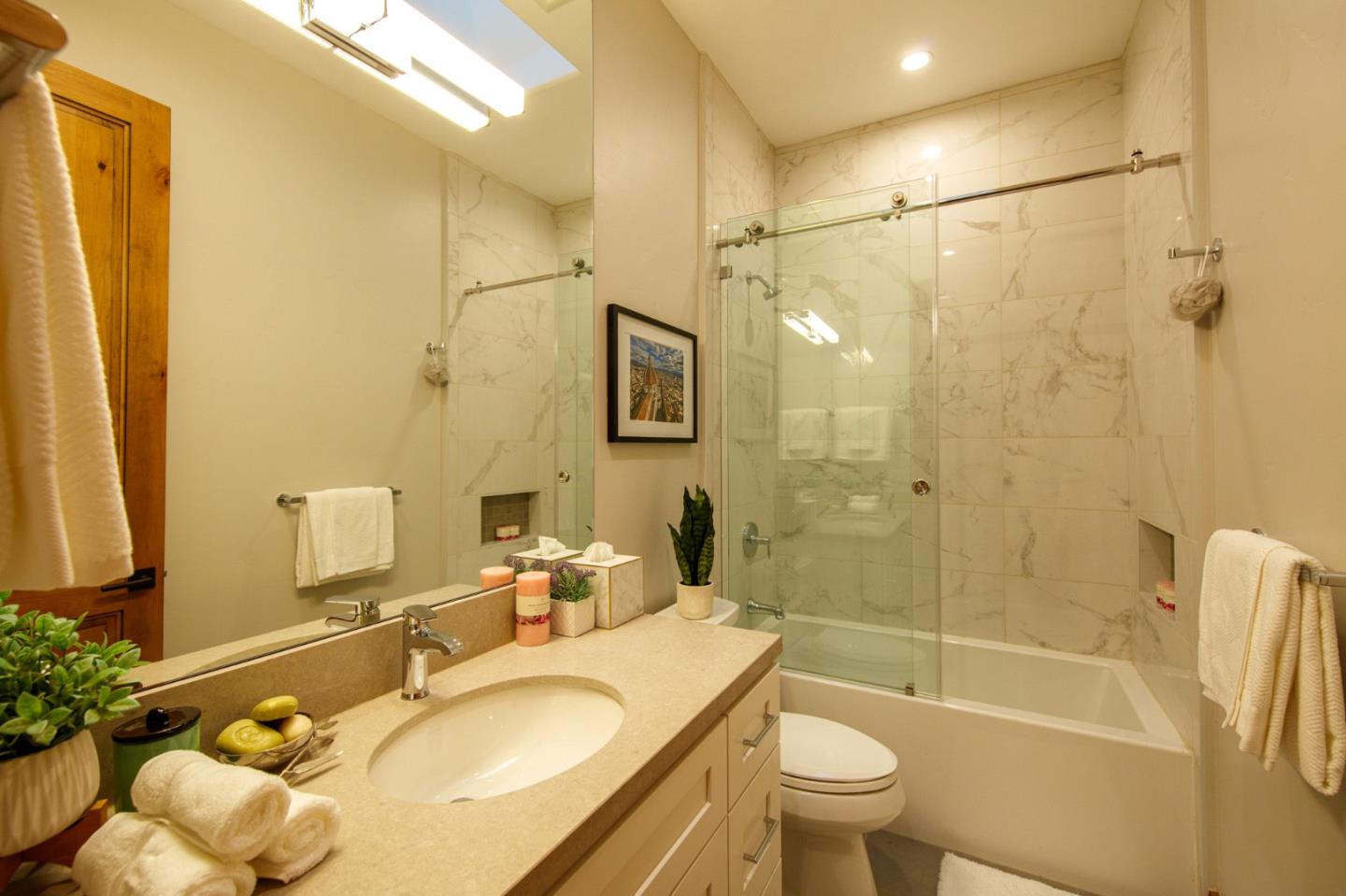 Detail Gallery Image 49 of 102 For 1013 Camino Pablo, San Jose,  CA 95125 - 6 Beds | 4/1 Baths