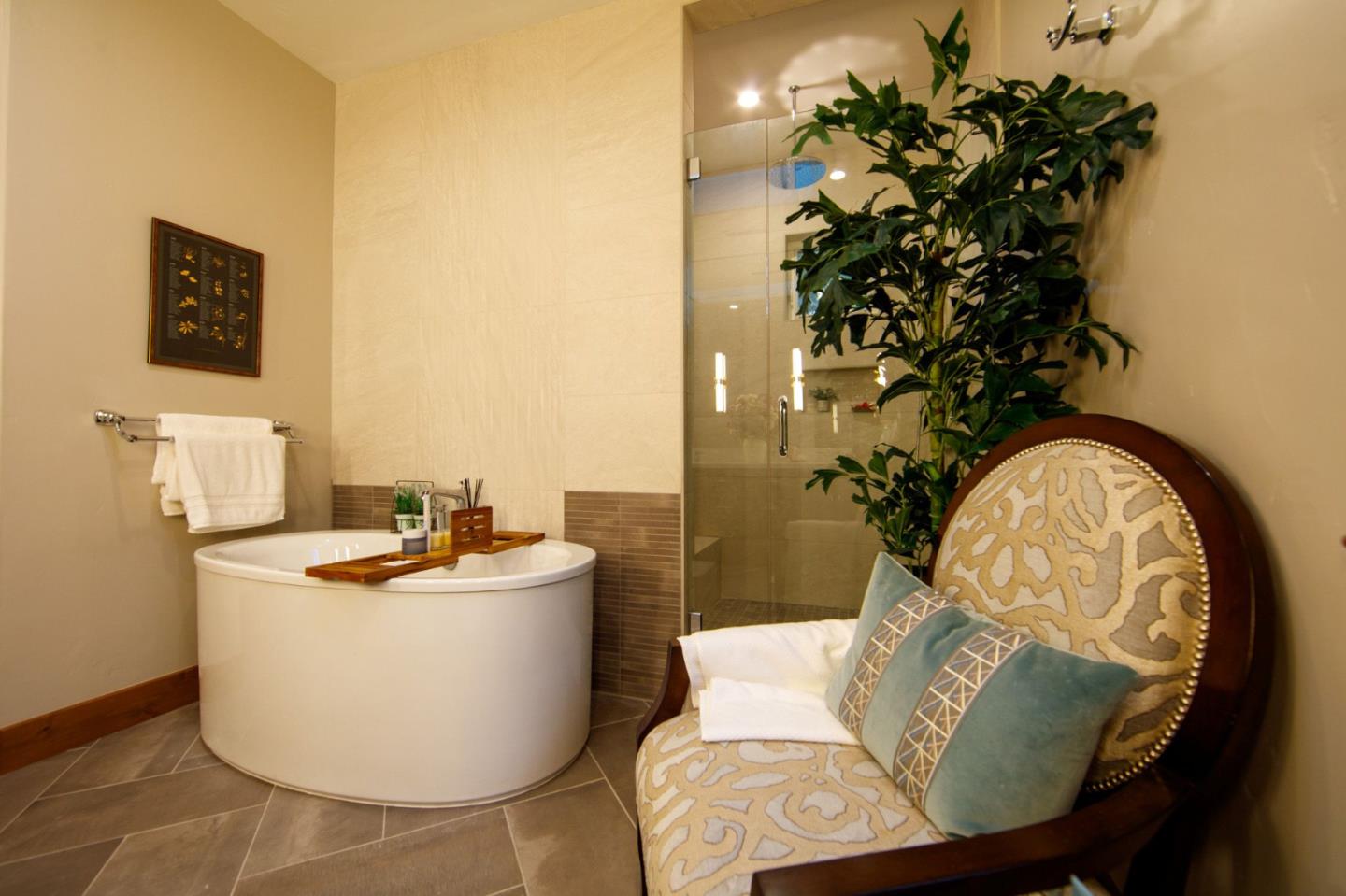 Detail Gallery Image 54 of 102 For 1013 Camino Pablo, San Jose,  CA 95125 - 6 Beds | 4/1 Baths