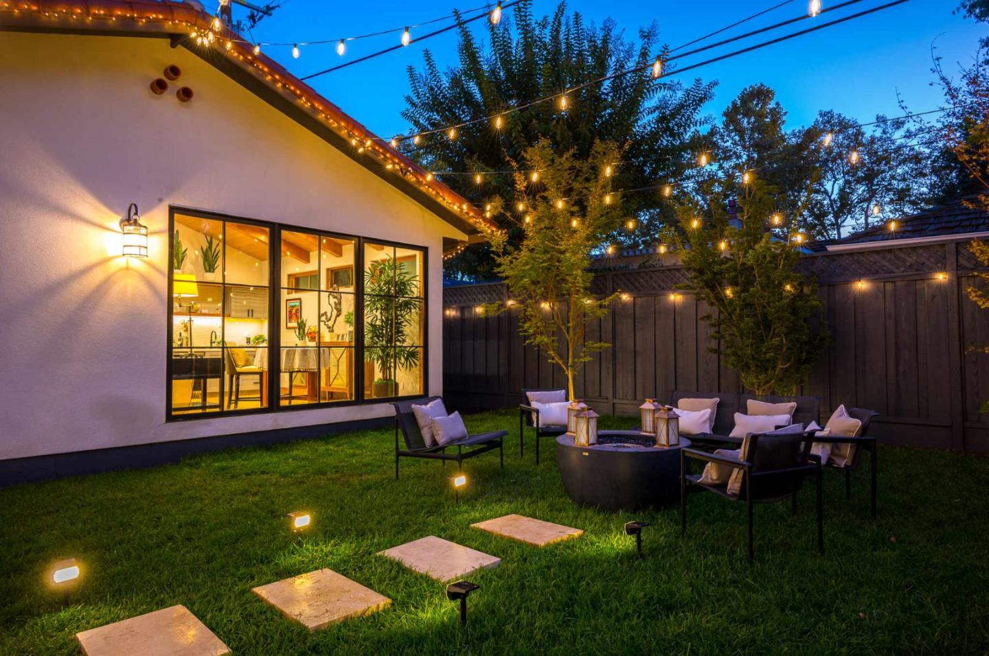 Detail Gallery Image 61 of 102 For 1013 Camino Pablo, San Jose,  CA 95125 - 6 Beds | 4/1 Baths