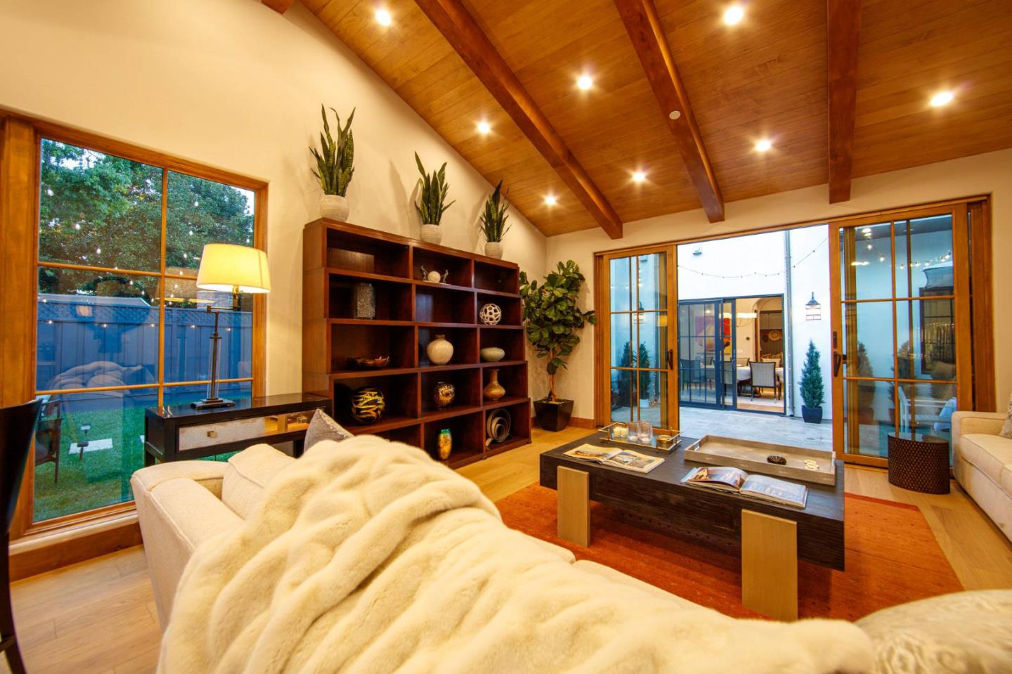 Detail Gallery Image 68 of 102 For 1013 Camino Pablo, San Jose,  CA 95125 - 6 Beds | 4/1 Baths